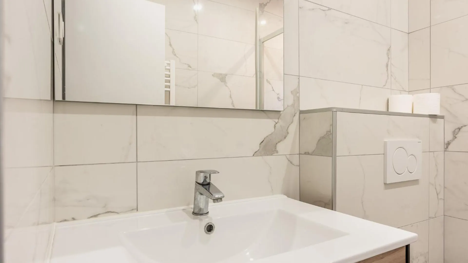 Charming House - 6 Guests - Buttes Chaumont Parc Apartment Paris