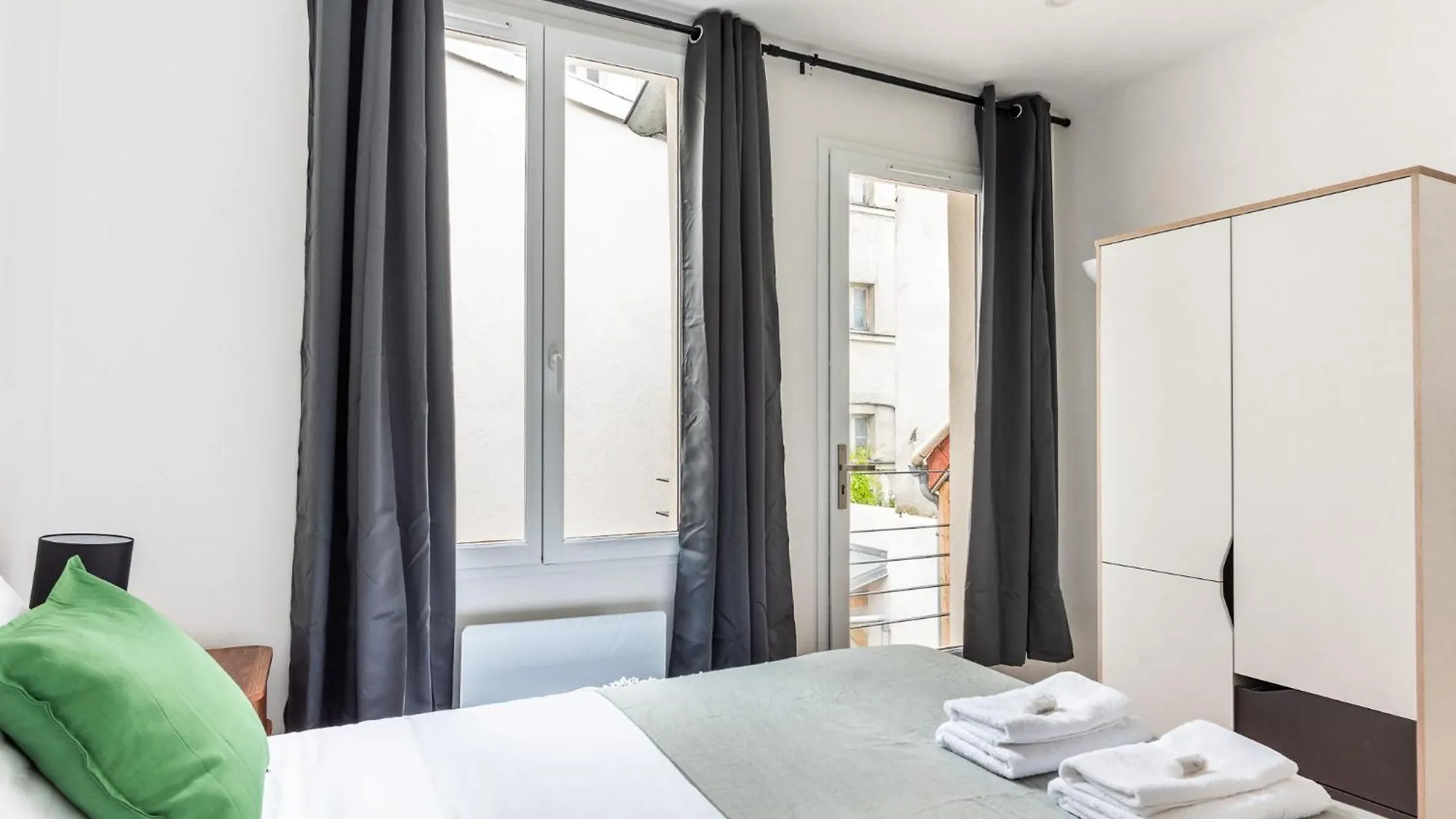 Charming House - 6 Guests - Buttes Chaumont Parc Apartment Paris 0*,  France